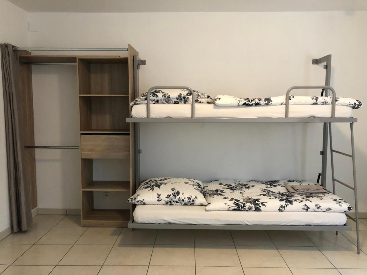 Studios Near Lycee Jean Mermoz 생루이 외부 사진